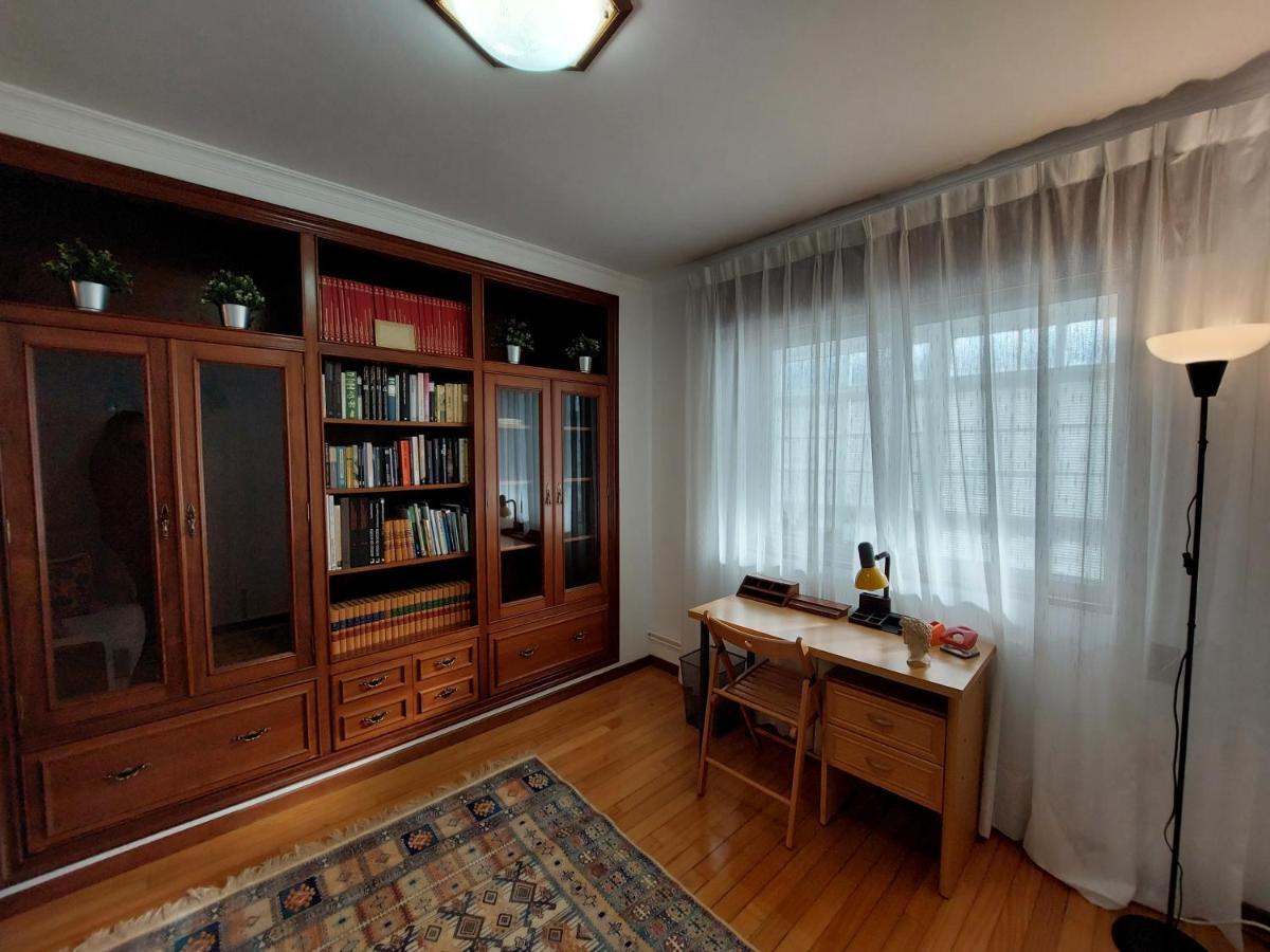 Acogedora Casa De Campo Neda Bagian luar foto