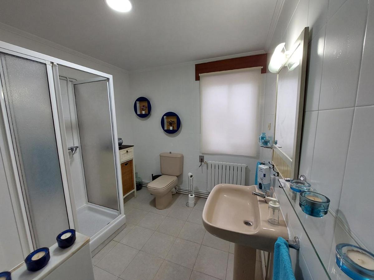 Acogedora Casa De Campo Neda Bagian luar foto